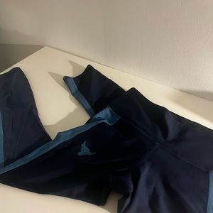 Under Armor workout leggings